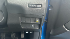 Nissan Qashqai 1.3 DiG-T N-Motion 5dr Petrol Hatchback